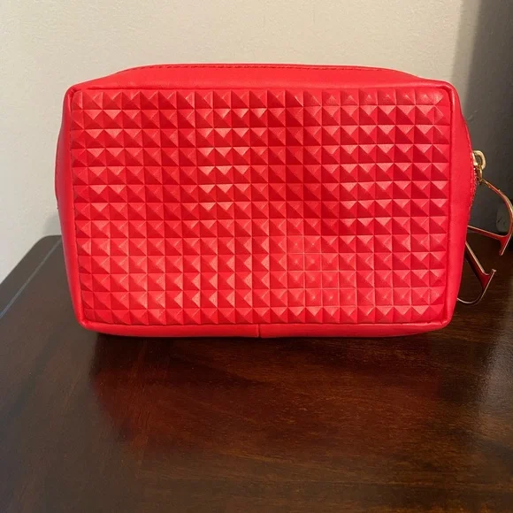 Valentino Beauty Mini Pouch - Picture 7 of 11